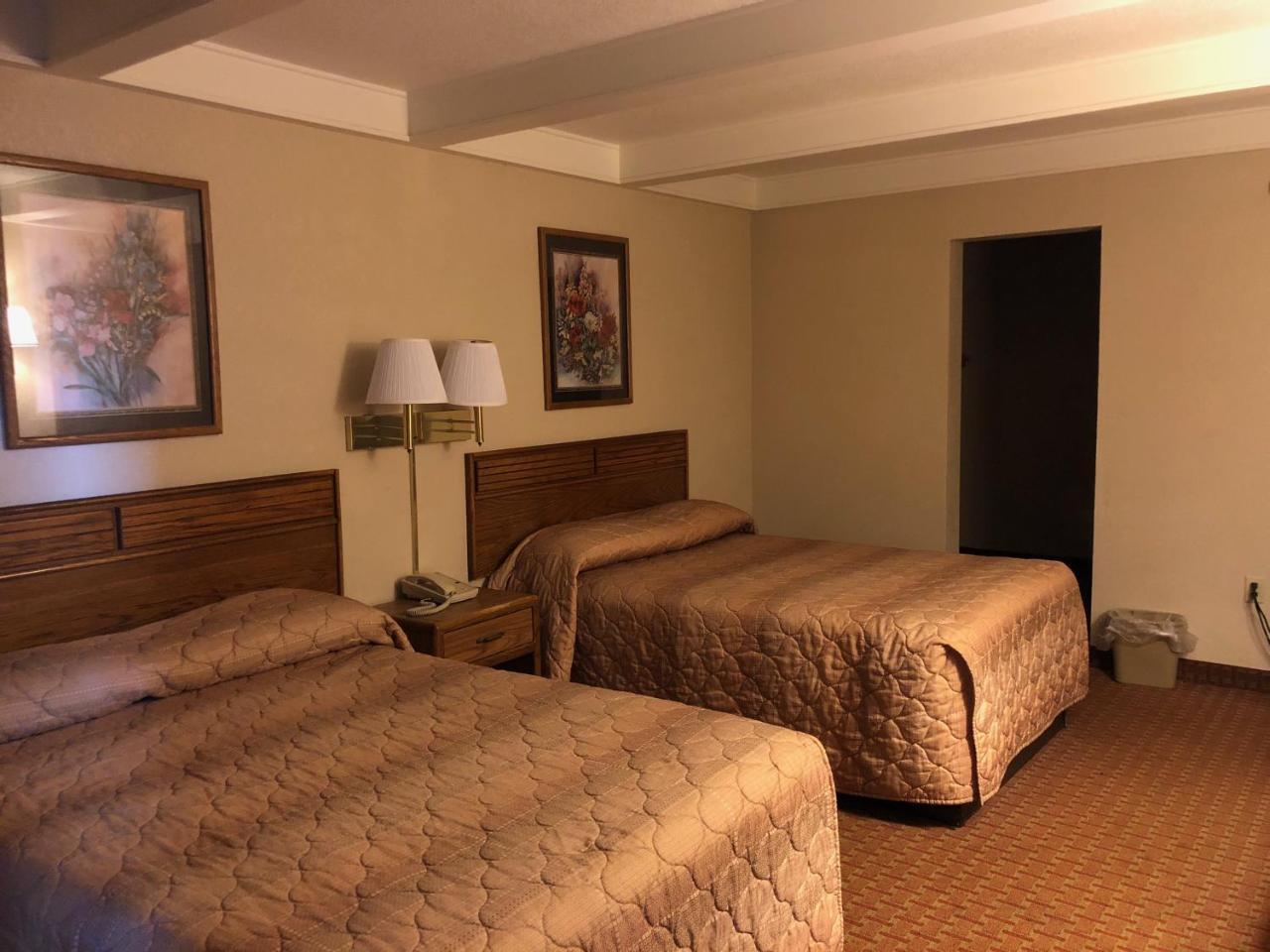 Relax Inn Растон Екстер'єр фото